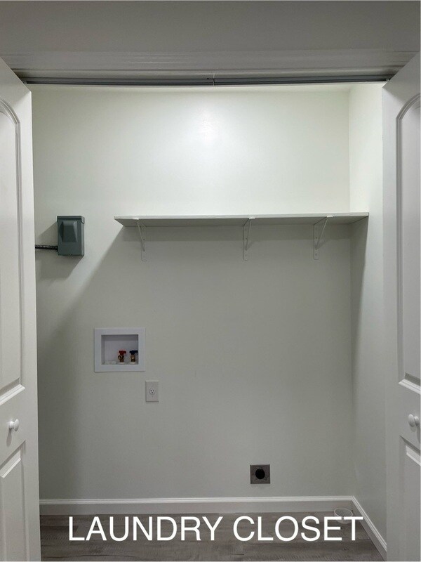 Building Photo - 2505 Delaware St