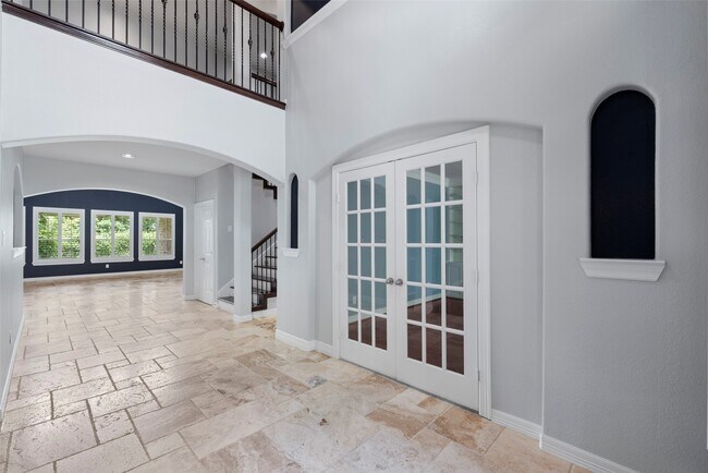 Building Photo - 7827 Trinity Hills Ln