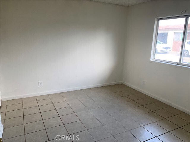 Building Photo - 3411 W Orange Ave