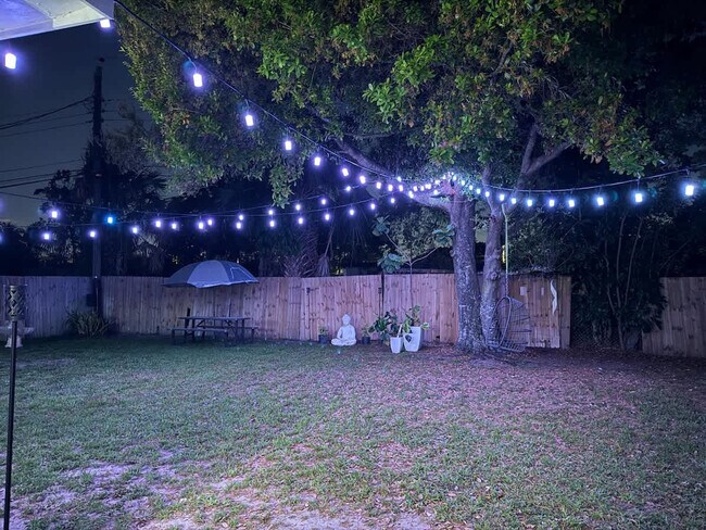 Building Photo - 2740 NW 21st St