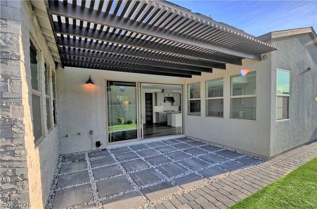 Building Photo - 3356 Via Altamira