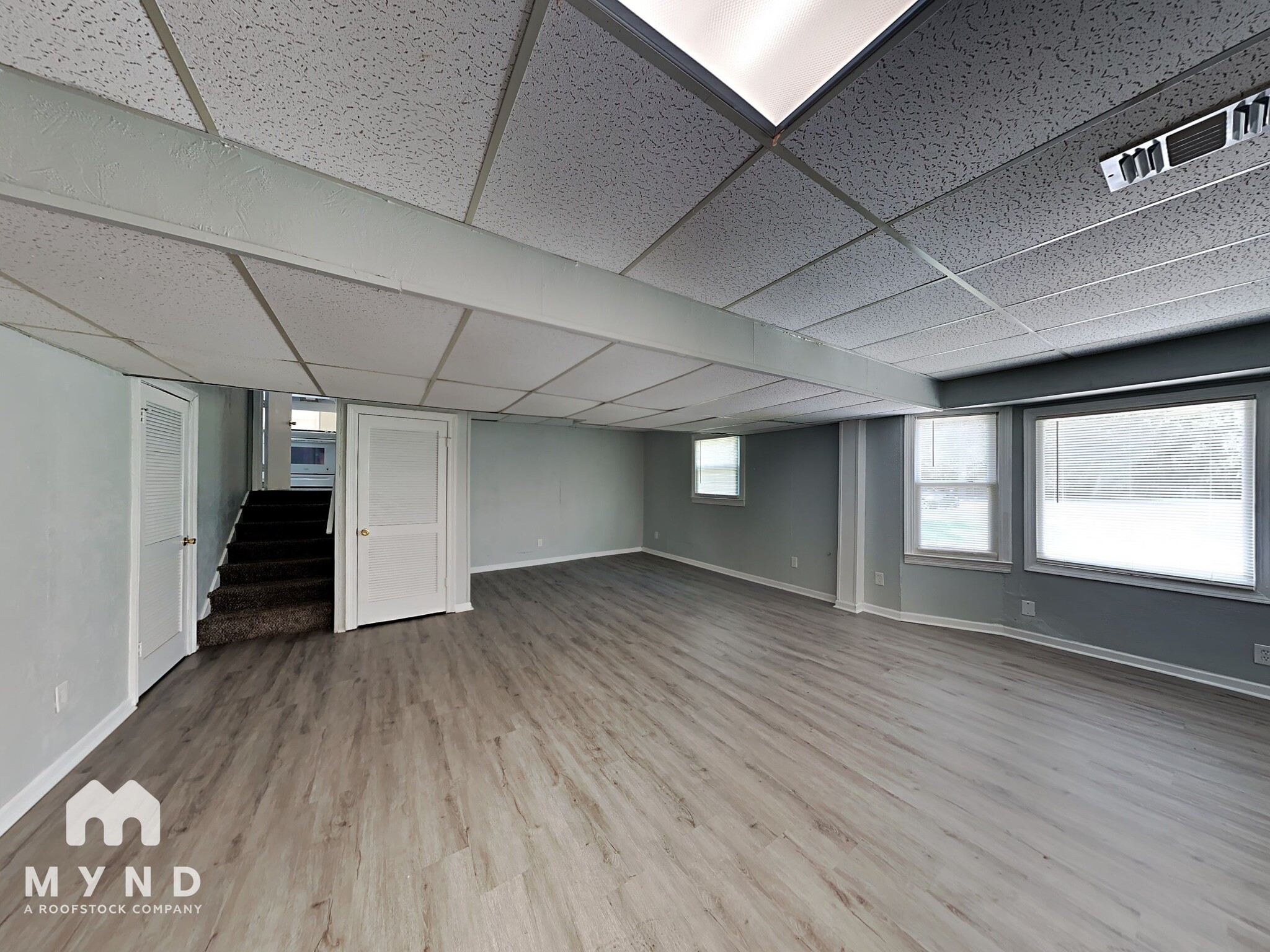 Building Photo - 1836 Hillsway SW