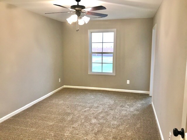 Building Photo - 5528 Riverstone Dr