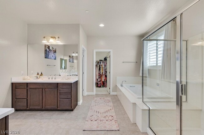 Building Photo - 505 Punto Vallata Dr