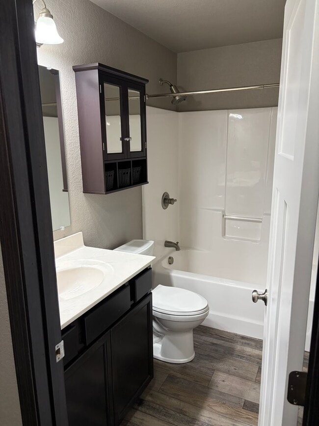 Building Photo - Modern 3-Bedroom Gem with Spacious Basement and Fenced Yard in Box Elder