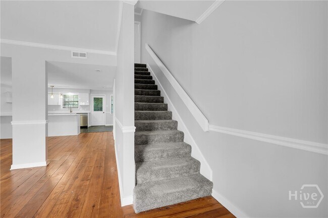 Building Photo - 2612 Whatley Ave
