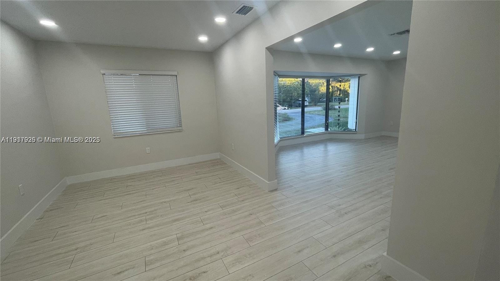 Building Photo - 8320 SW 142nd St