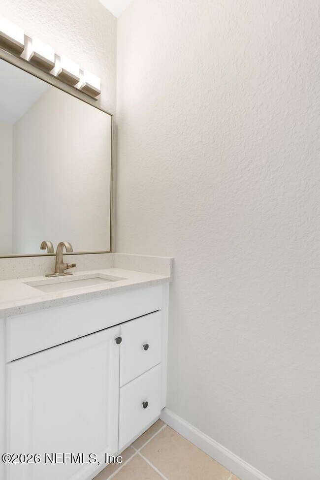 Building Photo - 66 W 14th St