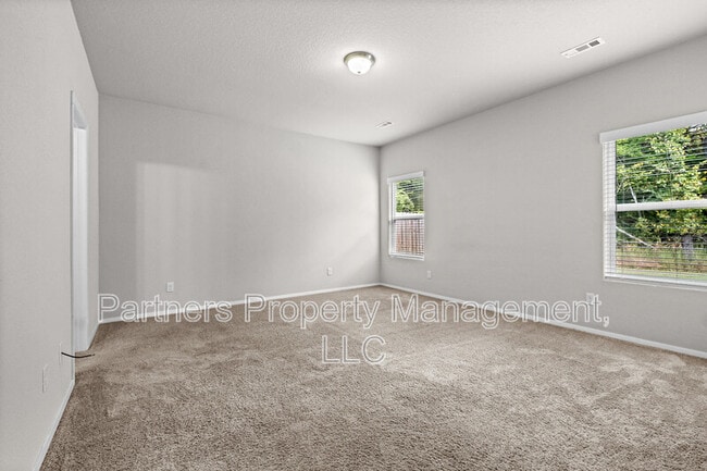 Building Photo - 2287 S Ouachita Dr