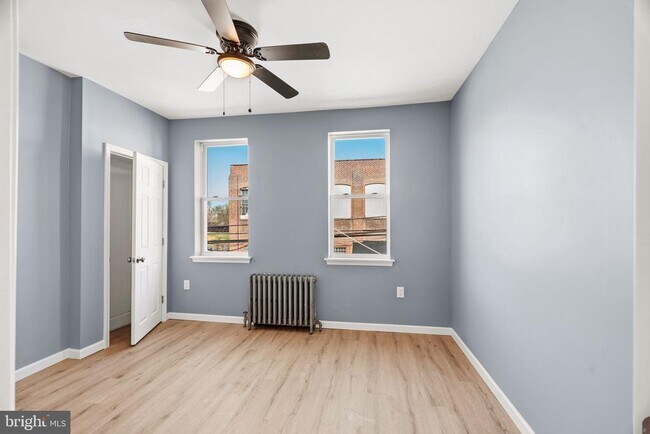 Building Photo - 2224 E Clearfield St