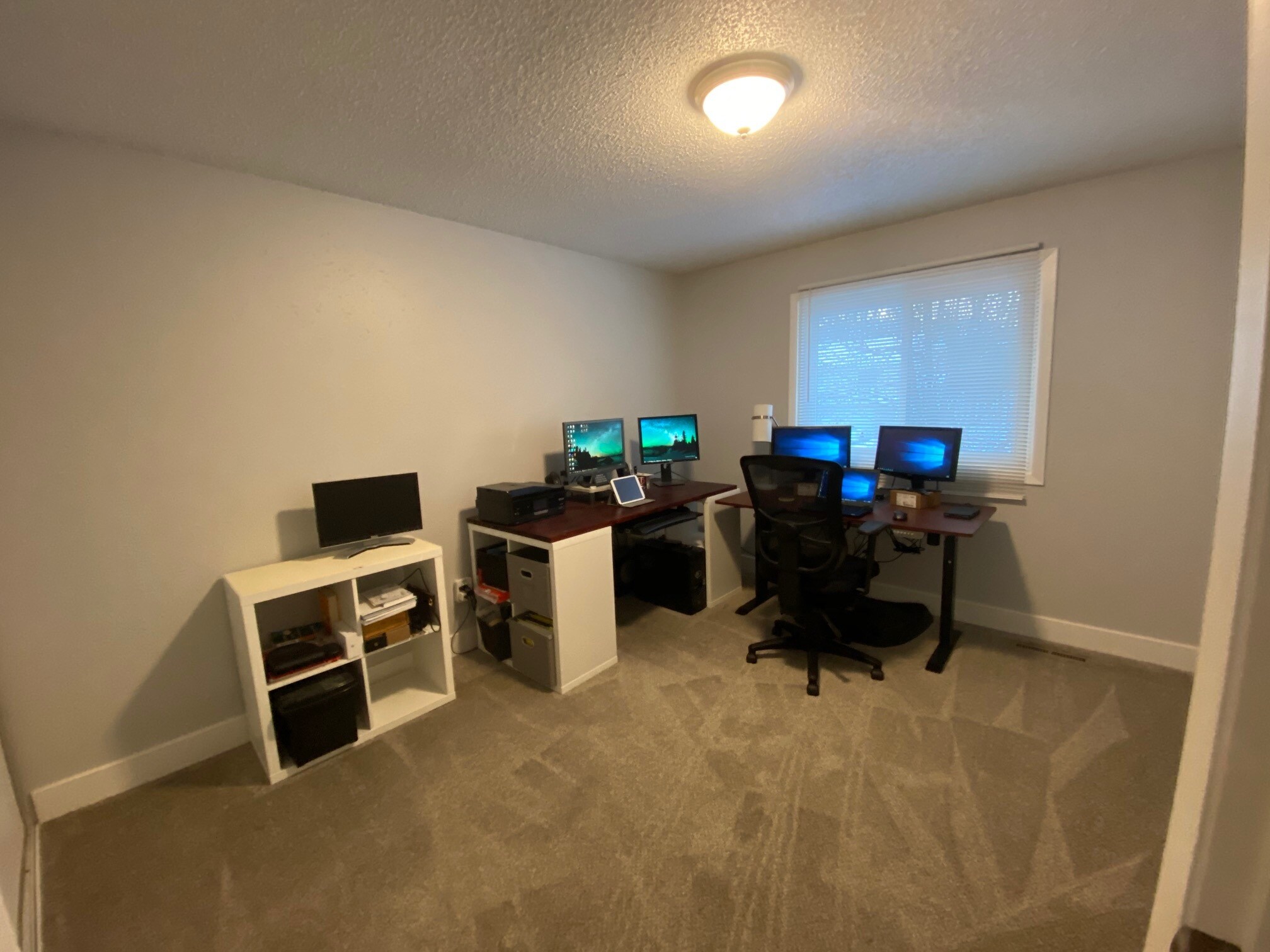 Office space or second bedroom - 6228 Magnolia Ln N