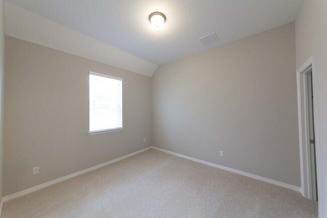 Building Photo - 22138 Grand Mist Dr
