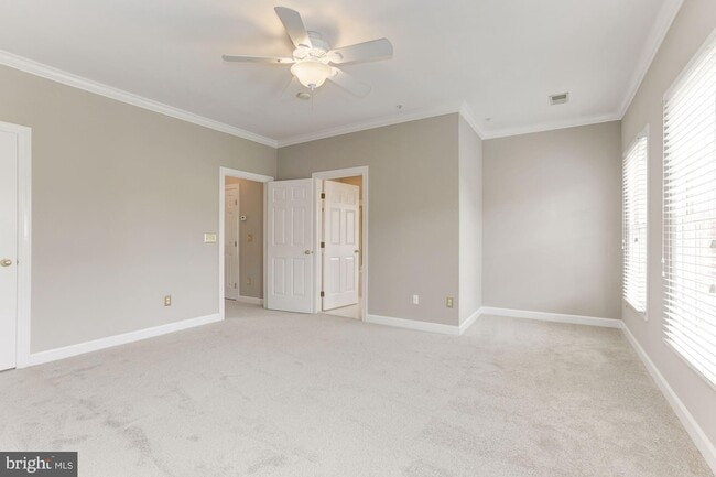 Building Photo - 286 Murtha St