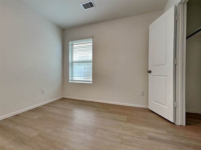 Building Photo - 26815 Wilderye Cv Ln