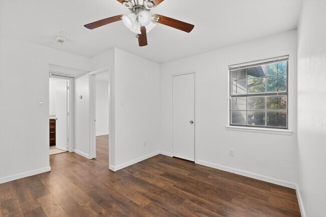 Building Photo - 4800 Northway Dr