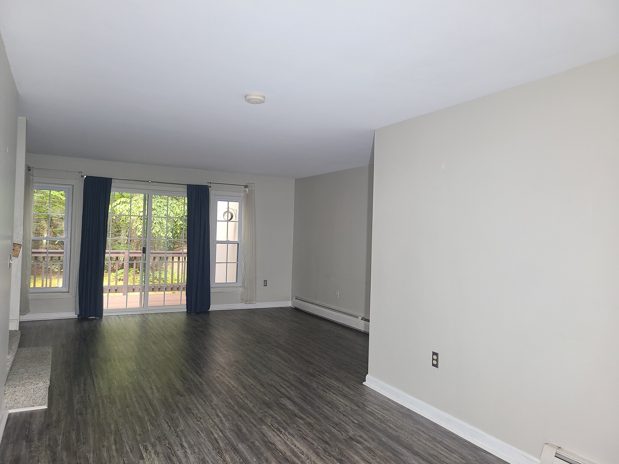 Building Photo - 1465 Hooksett Rd. Unit 123