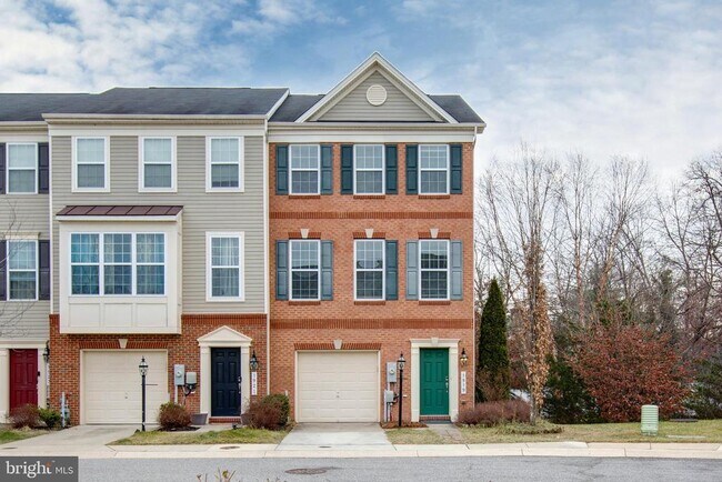 Building Photo - 1919 Beckman Ter