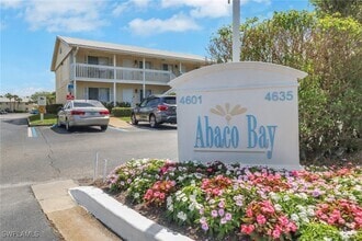 Building Photo - 4635 Bayshore Dr