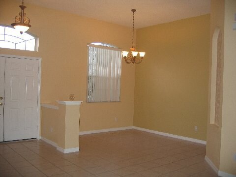 Building Photo - 2725 Old Redpine Way