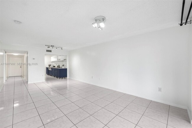 Building Photo - 18001 N Bay Rd