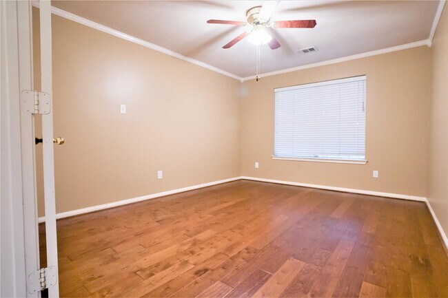 Building Photo - 16807 Dunbar Grove Ct