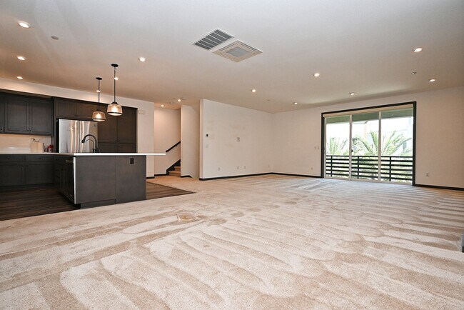 Building Photo - $5,190 - GORGEOUS FOUR BEDROOM HOME IN THE...