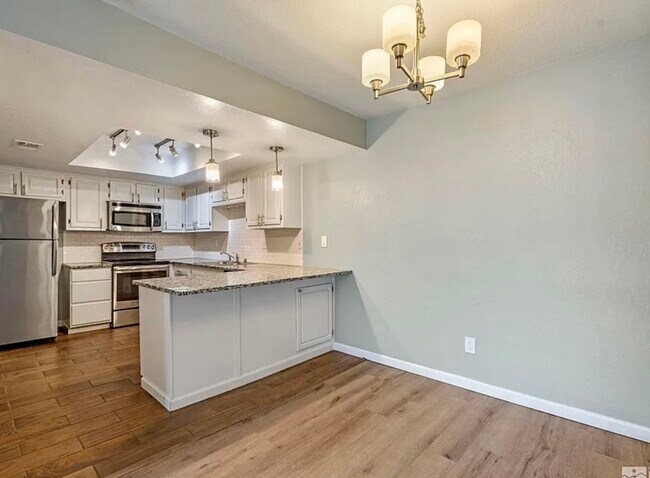 Building Photo - 2300 Dickerson Rd