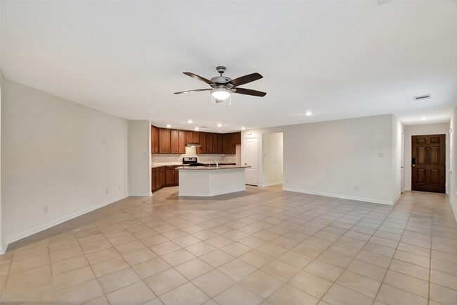 Building Photo - 9403 Castillo Ct