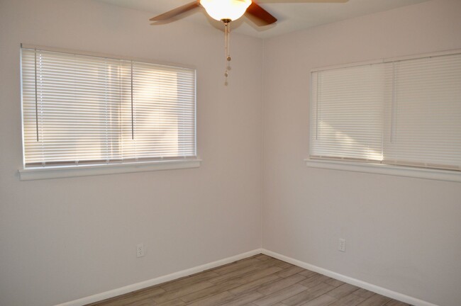 Building Photo - Beautifull Remodeled Home In Garden Court
