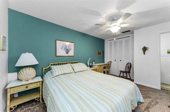 Building Photo - 2700 Bayshore Blvd