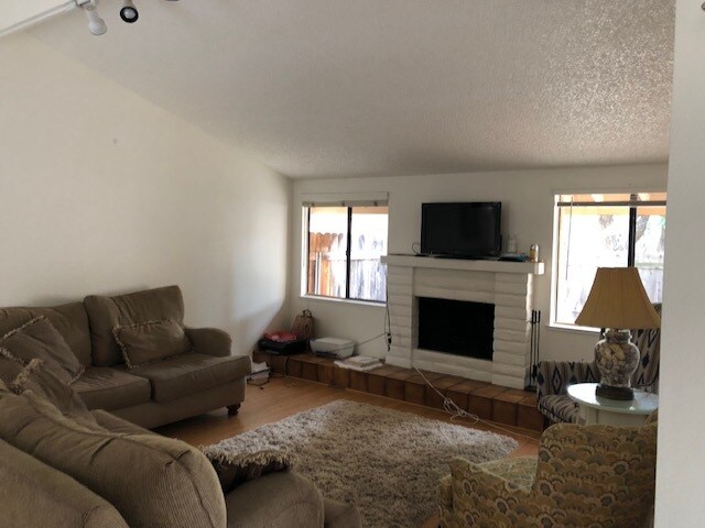 Living Room with Laminate floors - 528 Hathway Ave