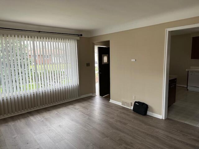 Building Photo - 18547 Hillcrest St