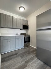 Building Photo - Hudson