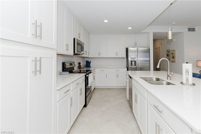 Building Photo - 5715 Double Eagle Cir