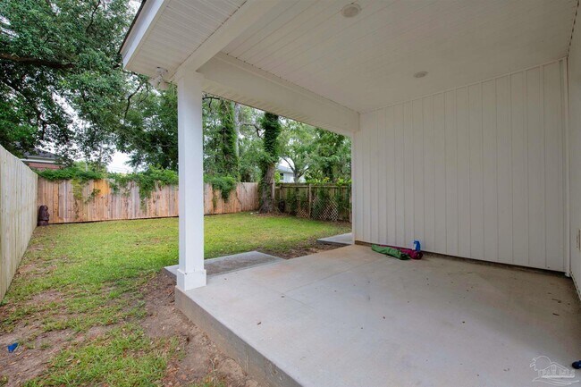 Building Photo - 17 N L St