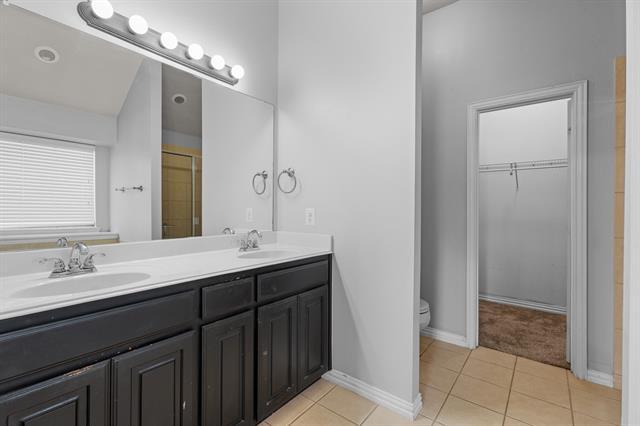 Building Photo - 734 Brazos Way