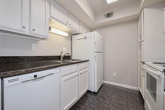 Building Photo - 4200 Watson St