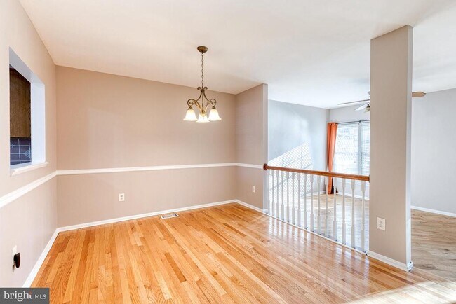 Building Photo - 684 Lions Gate Ln