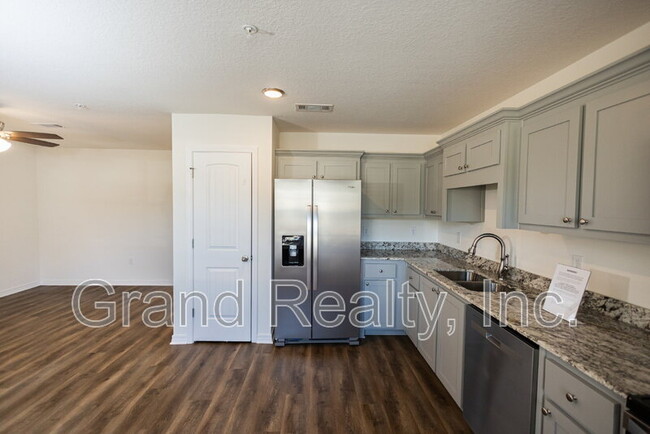 Building Photo - 6801 Whitney Polk Ct