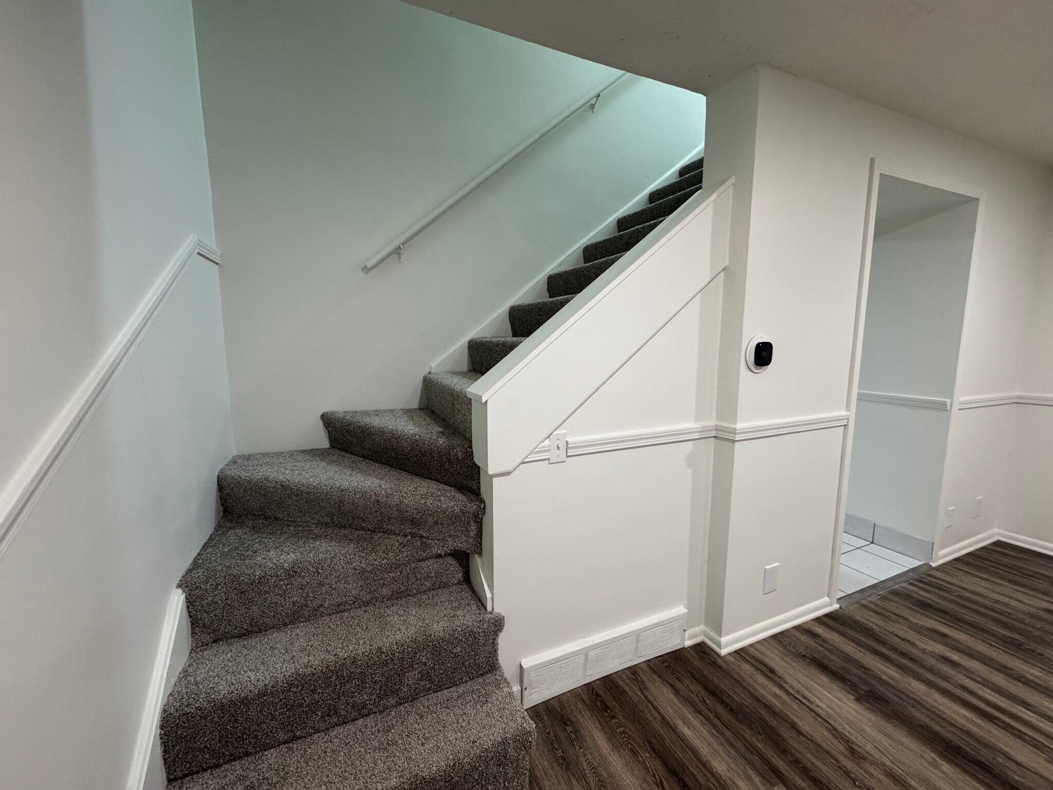 Building Photo - 459 N 400 E