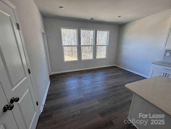Building Photo - 2328 Donnelly Hls Ln