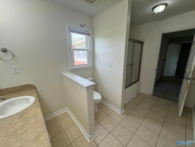 Building Photo - 17439 Morgan Dr