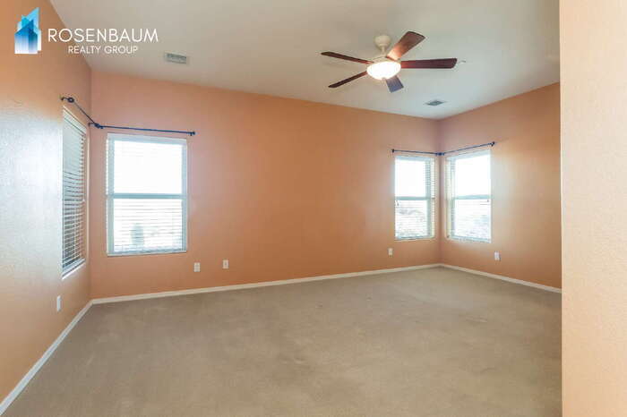 Building Photo - 15310 S Kline Pl