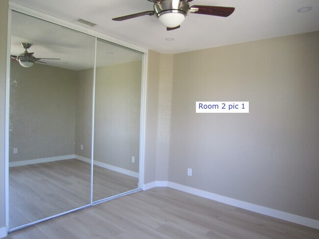 Building Photo - 1181 Kestrel Cir