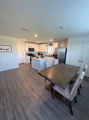 Building Photo - 818 Poppy Cv Ln