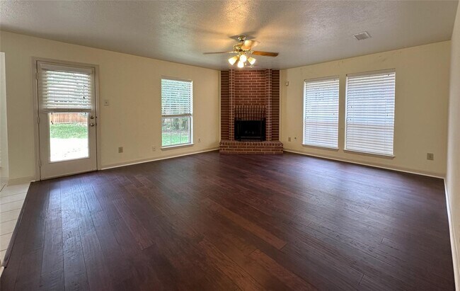 Building Photo - 50 Indian Summer Pl