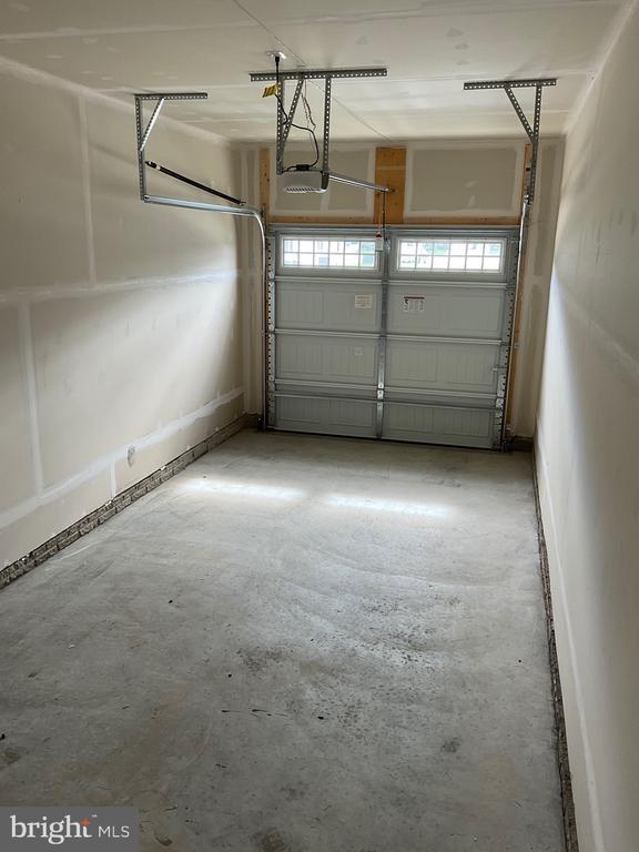 Building Photo - 4317 Southerby Dr