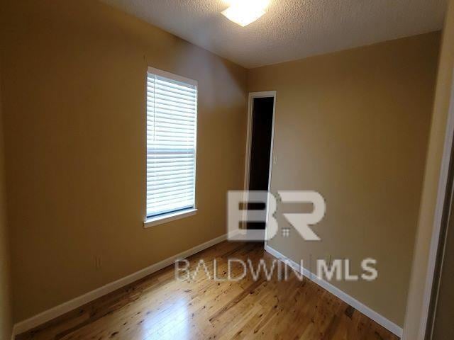 Building Photo - 8667 Brook Ln