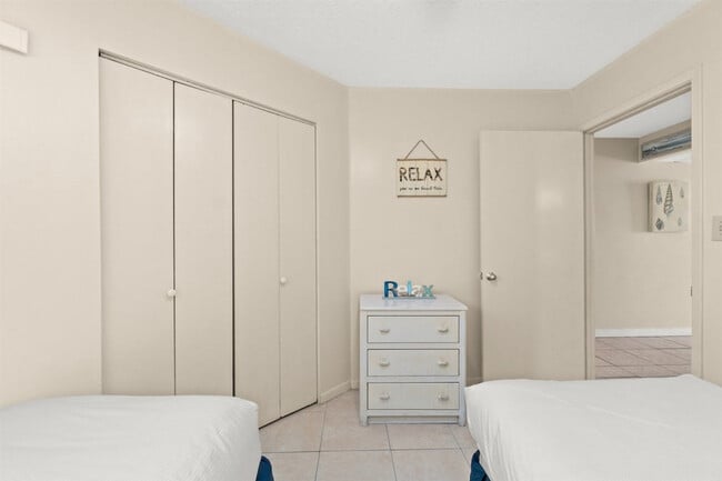 Building Photo - 17155 FL-30