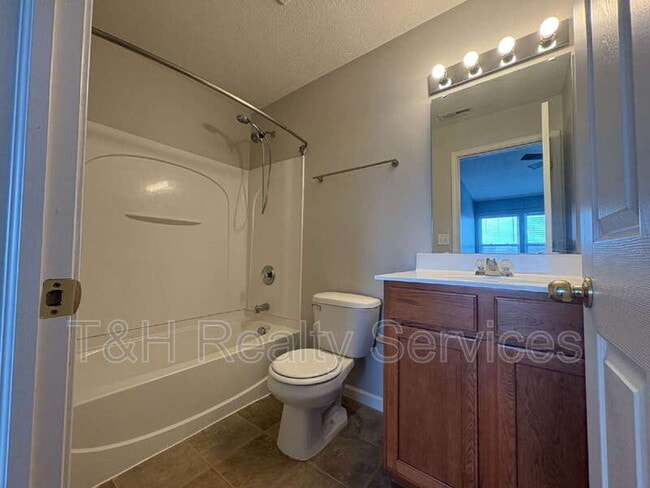 Building Photo - 13415 White Granite Dr